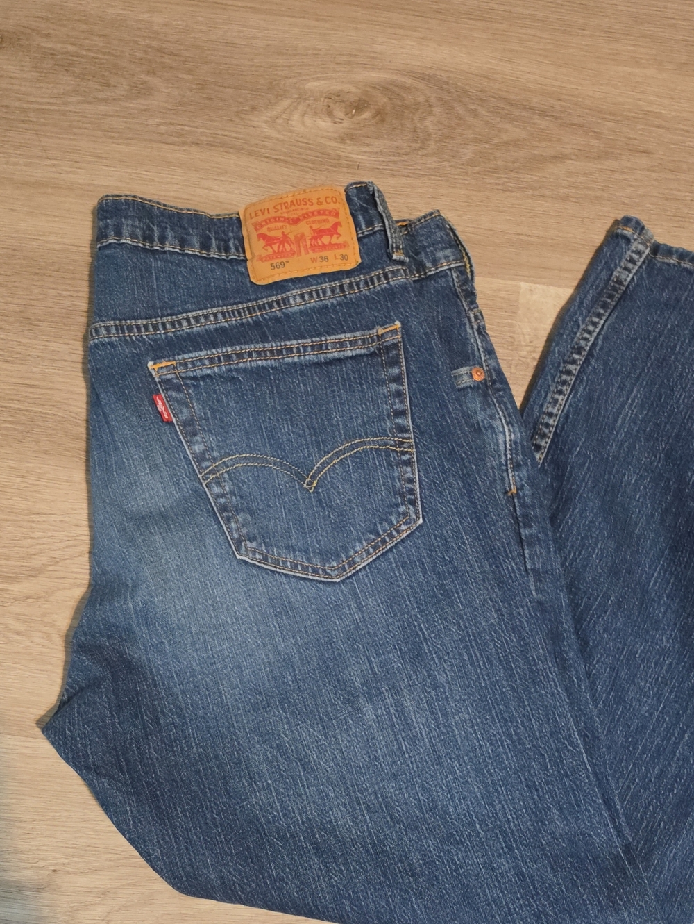 Levi's Men's Dark Blue Relaxed Straight Jeans